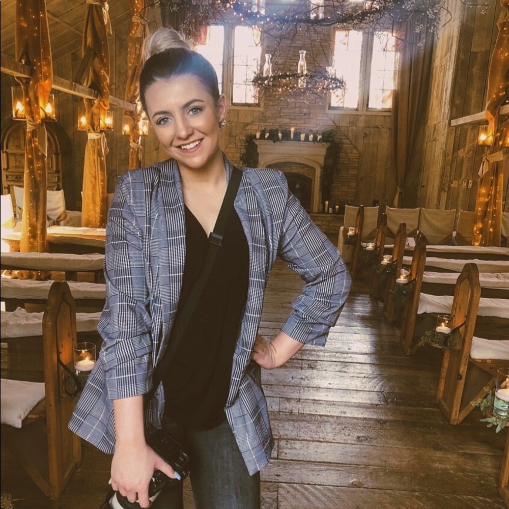 Meet your Posher, Ashly